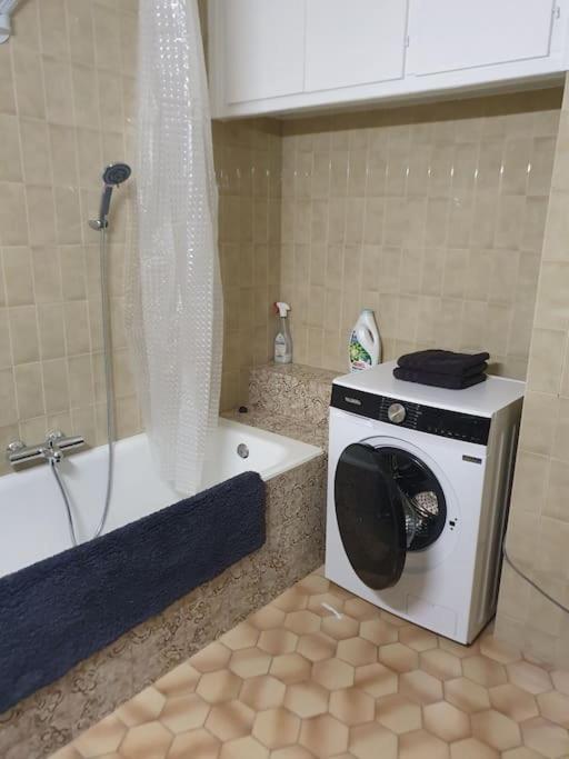 Appartement F3 Meuble Et Equipe Saint-Cyprien (Pyrenees-Orientales) Exterior foto