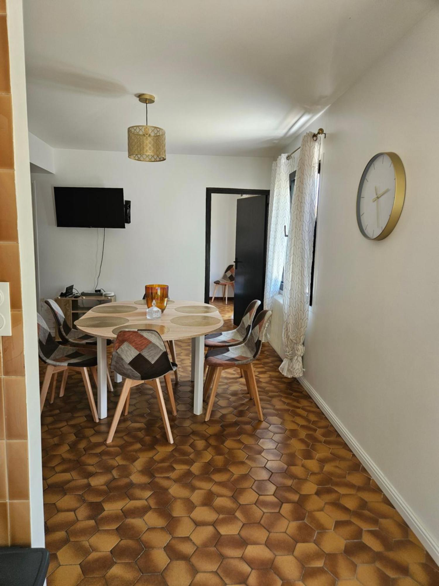 Appartement F3 Meuble Et Equipe Saint-Cyprien (Pyrenees-Orientales) Exterior foto
